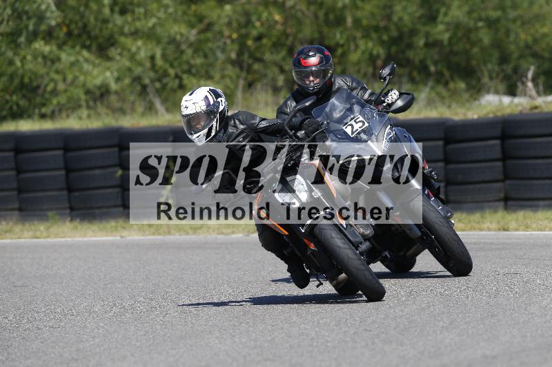 /Archiv-2025/48 25.08.2025 Cornu Master School ADR/gruen-vert/25